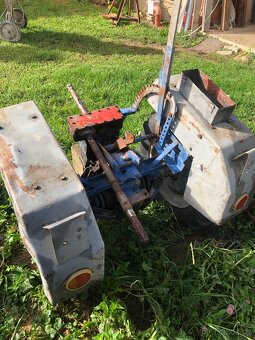 Zadní část malotraktor - 3