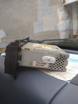 Prodám autorádio Mercedes sprinter. - 3