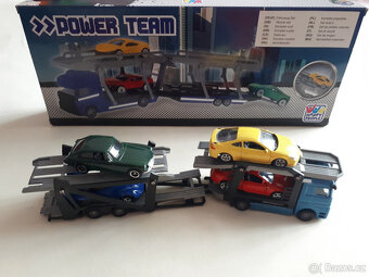 Autopřepravník + 4 autíčka - 3