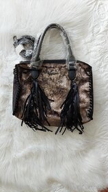 Nová desigual kabelka se střapci - 3