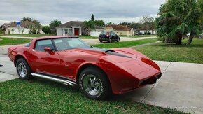 Chevrolet Corvette C3 (1979) – Americká legenda na prodej - 3