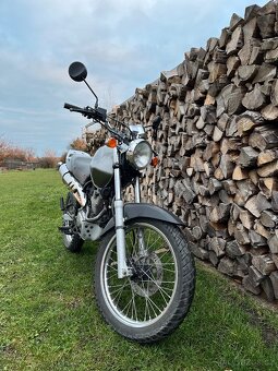 Honda 125 CLR - 3
