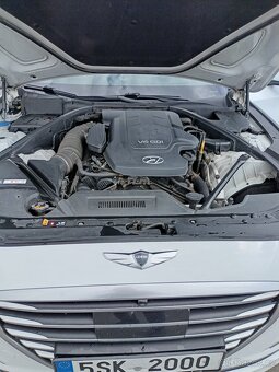 Hyundai Genesis 3.8.rok 2015 bílá perleť - 3