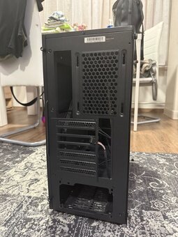 Pc skříň MSI - 3
