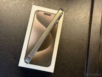 Apple iPhone 15 PRO - 3