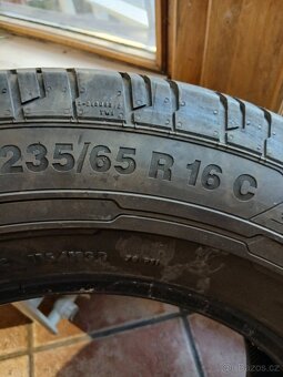 235/65 R16 C Continental - 3