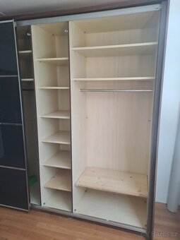 Skříň - 3