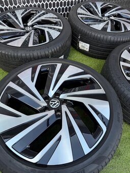 Volkswagen ID4 ID5 Enyag  Narvik LETNÍ SADA - 3