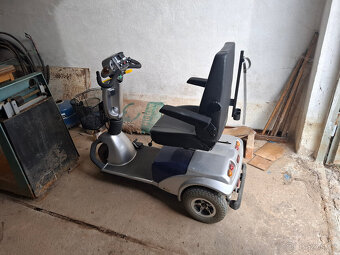 Seniorský vozík Handicare Winner - 3