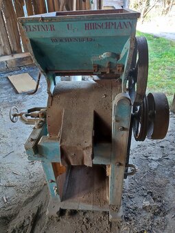 hystorická starožitná drtička na šrot šrotovník - 3