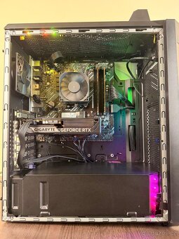 PC - R5 5600X / RTX 5060 / 16GB RAM / 1TB M.2 - 3