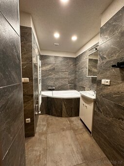 Pronájem bytu 2+kk, 52 m², prostorná garáž, Bystré u Poličky - 3