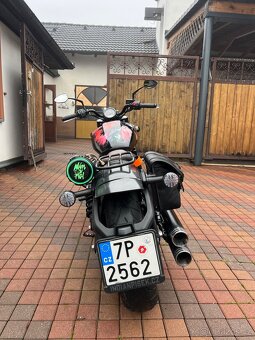 Indian scout bobber - 3