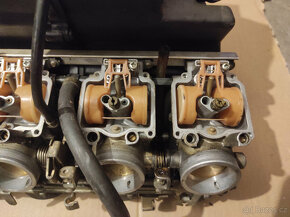 Kawasaki ZXR 750 H2 karburátory a airbox - 3