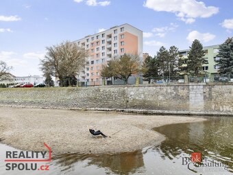 Převod dr. podílu, byty/1+1, 34 m2, U Splavu 2868/2, 69002 B - 3