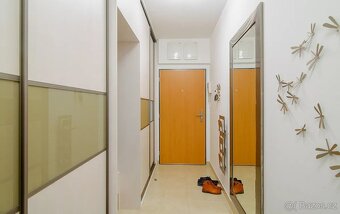 Pronájem krásného bytu 2+1 (80 m²) v klidné a velmi atraktiv - 3