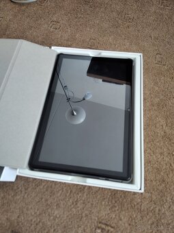 Cubot 10,1" tablet nový.  4 gb RAM,Full HD displej - 3