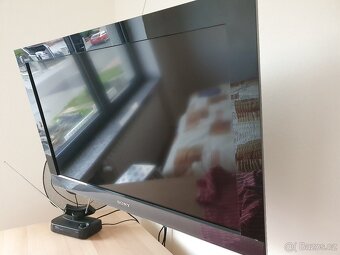 TV Sony LCD - ozn. KDL-32EX402 včetně set top boxu - 3