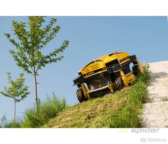 Sečení trávy svahů pozemků zahrad atd - 3
