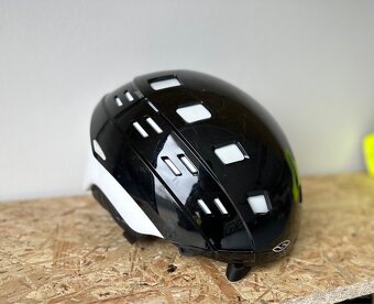 Lyžařská helma smith optics - 3
