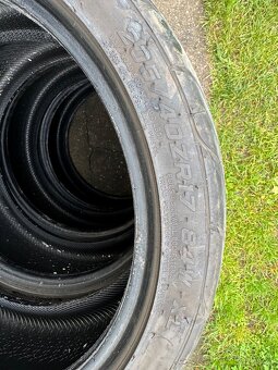 205/40 R17 - 3