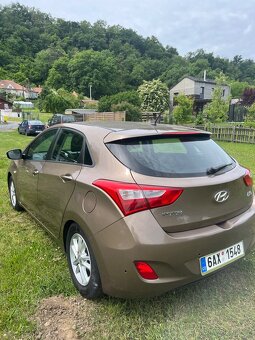 Prodám  Hyundai I30, 1.4i 73kW - 3