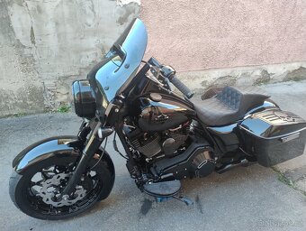 HARLEY DAVIDSON ROAD KING FLHR CUSTOM SPECIAL - 3