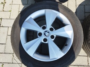 16 ORIGINAL ŠKODA OCTAVIA 3 LETNÍ - 3