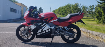 Honda NSR 125r - 3