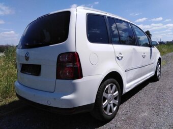 VW TOURAN 2.0TDi NAFTA 125 KW = 7. MÍSTNEJ, RV 2009 ZA 59,, - 3