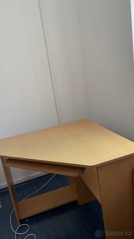 DOVOZ MOŽNÝ rohový stůl se židlí. - 3