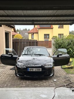 Mazda MX5 NB - 3
