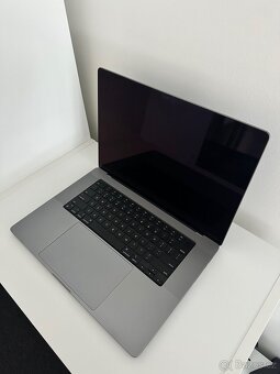 Apple MacBook Pro 16" 2021 (A2485) - 3