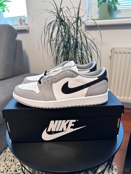 Air Jordan 1 Low OG Barons - 3