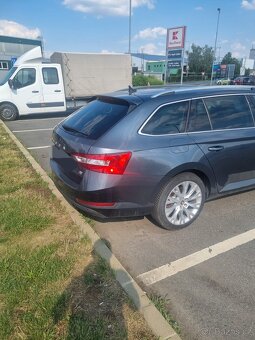 Škoda superb 1.4 hybrid - 3