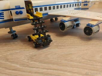 LEGO City Dopravní letadlo 7893 - 3