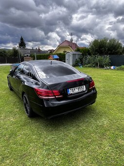 Mercedes Benz E250 coupe - 3