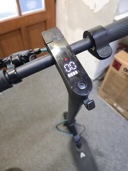 Elektricka koloběžka Lamax S11600 - 3
