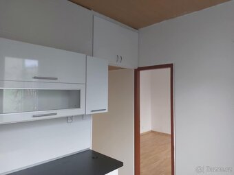 Pronájem bytu 2+1 56 m² - Chodov u Karlových Varů - 3