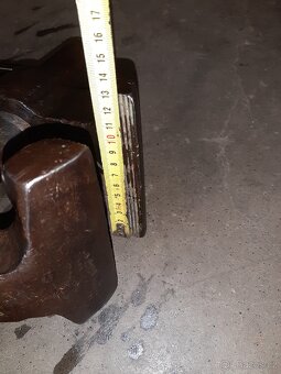 Kovářský svěrák - 3