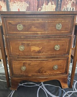 Šupliková komoda 2 x stolek - 3