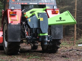 Štěpkovač špalíkovač za traktor do120mm BIG BAG - 3