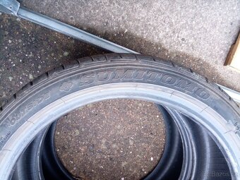 Prodám 2ks letních pneu 215/40 R 17 - 3