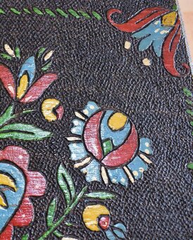 Stará rustikální dřevěná kazeta - 3