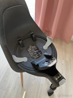 Cybex autosedačka Cloud T i-Size Plus Sepia Black plus Báse - 3