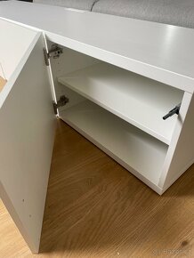 Ikea TV stolek BESTA - 3