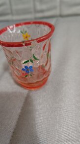 Sklenička s kytičkami - 3