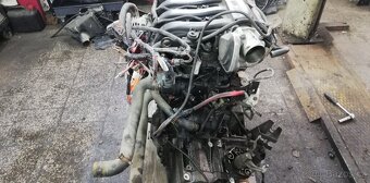 Motr Renault Scenic II 1,6 16V 83 KW KAMT7 - 3