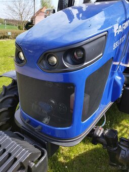 Traktor Farmtrac 555 DTc V - 3