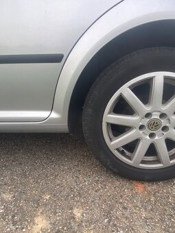 Volkswagen bora 1.9 TDI 96Kw - 6 kvalt - 3